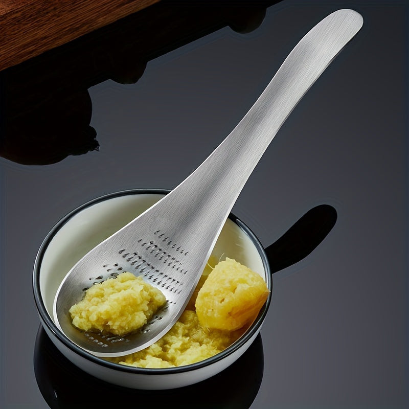 Ginger Grater Spoon, One-Piece Stainless Steel Manual Garlic Masher and Ginger Preparation Tool for Homemade Sauces, Dressings and Everyday Cooking