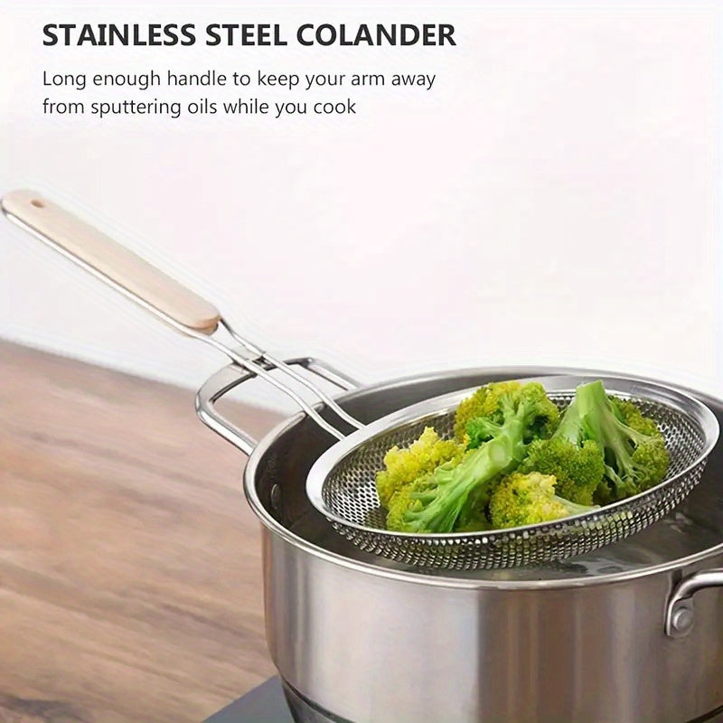 Wooden Handle Fine Mesh Strainer, Single Stainless Steel Kitchen Colander for Pasta and Vegetable Draining, Everyday Food Preparation at Home or Restaurants