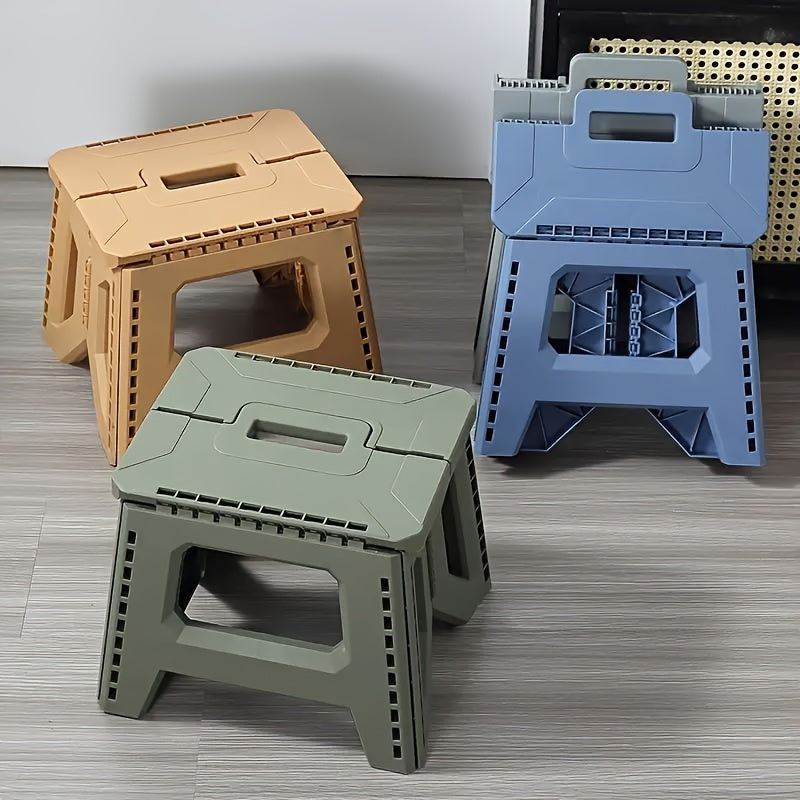 Portable Folding Stool with Carry Handle, Single Square PP Plastic Collapsible Seat in Five Colors for Indoor Gatherings, Picnics and Fishing