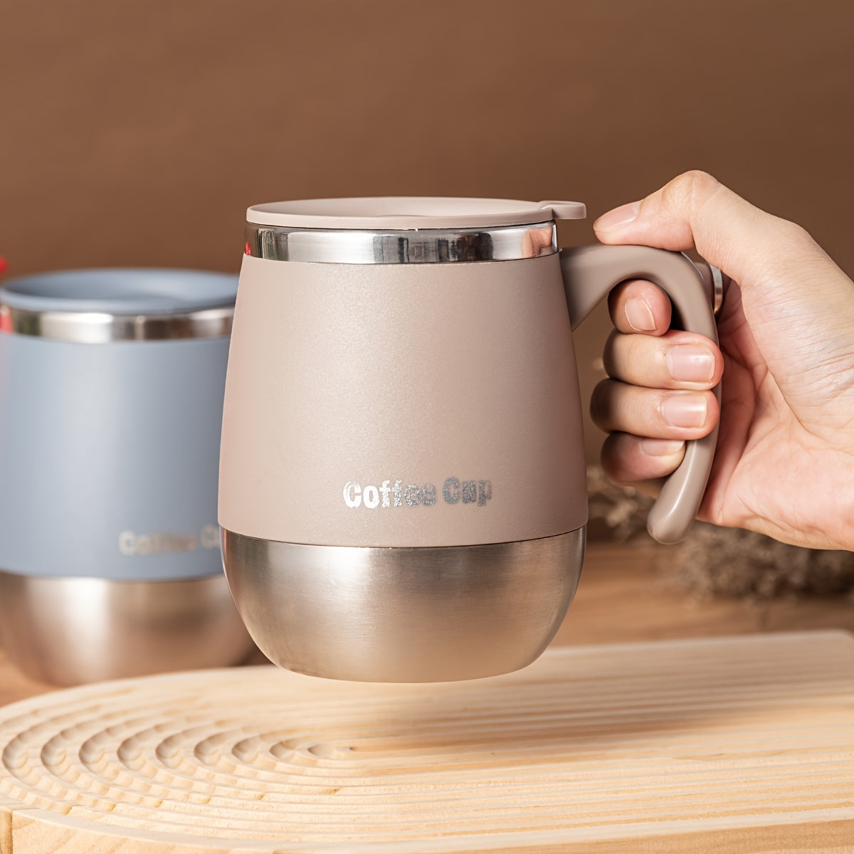 Stainless Steel Coffee Mug with Lid, 16.91oz Double-Layer Reusable Drinking Cup in Blue, Red or Khaki for Everyday Home Coffee Breaks and Campsite Beverages