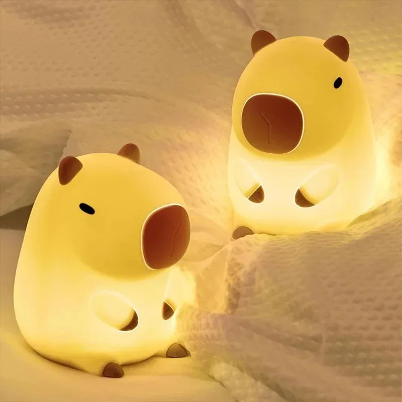 Capybara Night Light with Switch Control and Yellow Light Selection, 110 x 100 x 80mm Button Battery Decorative Lamp for Adult Bedroom and Desk Displays