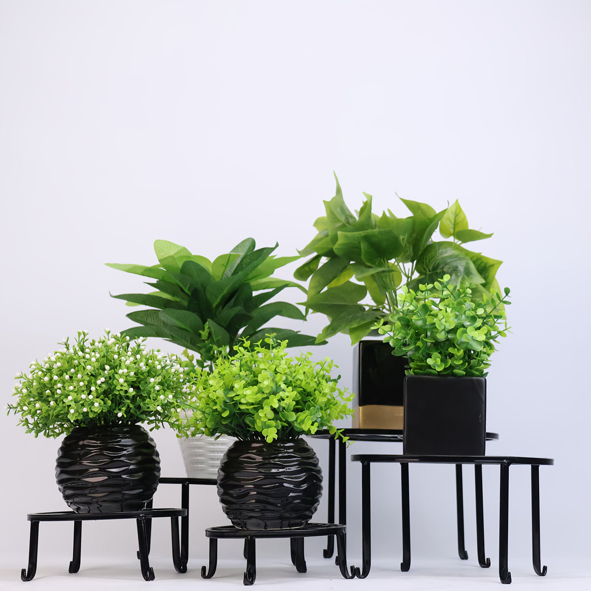 Round Metal Plant Stand Set with 3, 4 or 5-Piece Options, Circular Flower Pot Holders for Indoor Living Rooms, Balconies and Outdoor Courtyard Displays