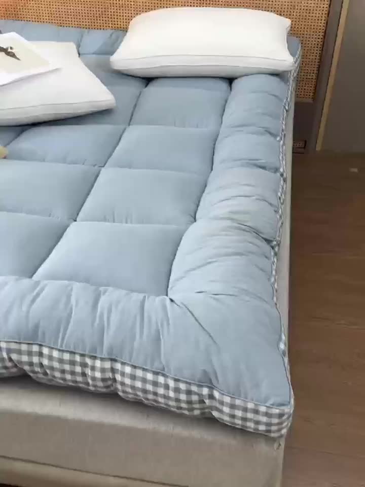 Foldable Floor Mattress with Listed Soft Fluffy Feel and Tatami-Style Design, Seven Color Choices and Twin, Full, Queen or King Labels for Guest Room Lounging