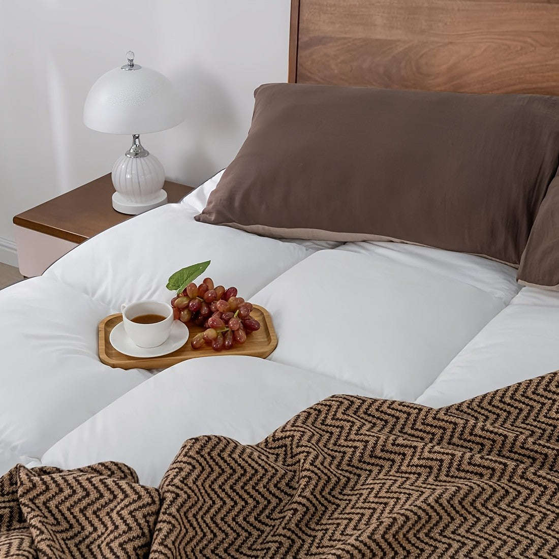 Filled Mattress Topper with Mesh Structure and Listed 1200 GSM, Twin, Full, Queen or King Bedding Layer with Standard, Upgraded and Random Color Options