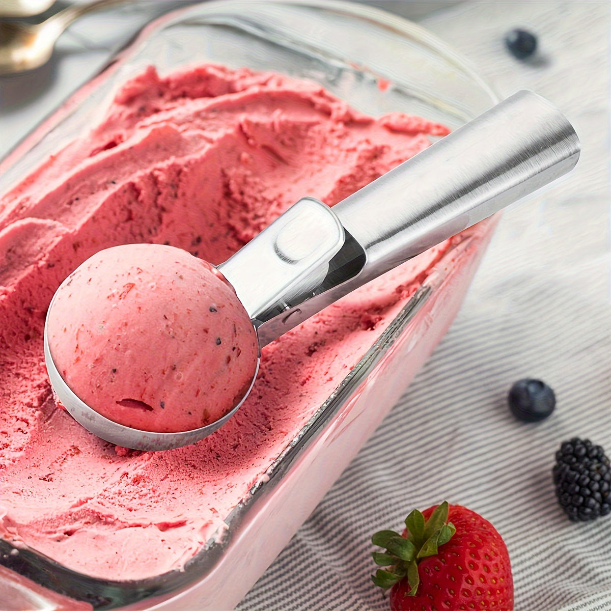 Ice Cream and Fruit Scoop in Stainless Steel, One-Piece Dual-Purpose Manual Serving Utensil for Dessert Bowls, Fruit Preparation and Home Entertaining