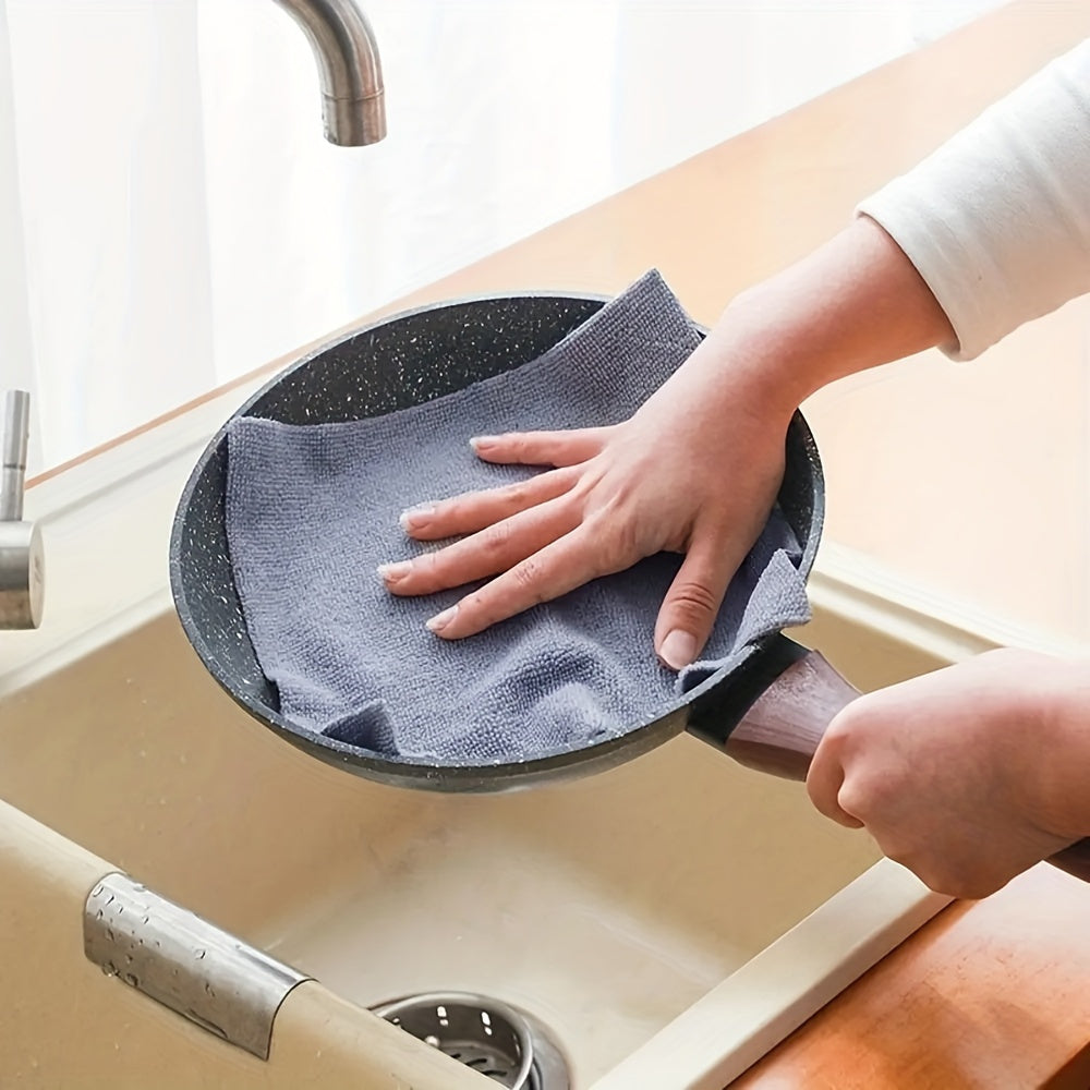 Reusable Cleaning Cloth Roll with 30 Listed Wipes, Microfiber Towel Format in Pink, Light Green or Blue for Household Kitchen, Car and RV Cleaning Tasks
