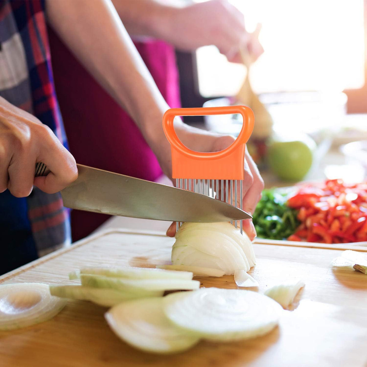 Onion Slicing Holder for Vegetable and Tomato Preparation, Kitchen Cutting Accessory with Blue, White, Green, Orange and Quantity Label Options