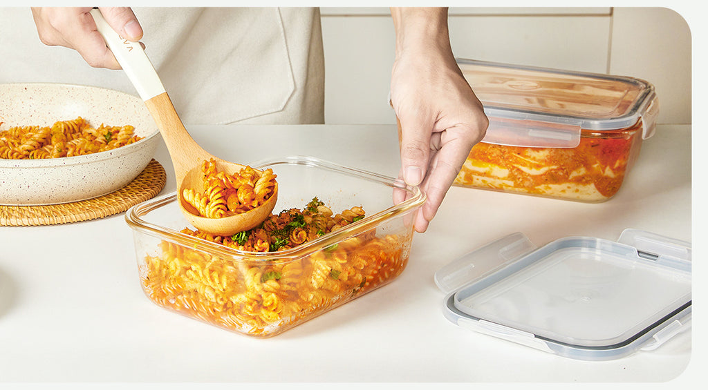 Large Glass Storage Containers for Family Meal Prep, 2-Pack 1860ml 63oz Borosilicate Containers with Hinged Lids and Removable Silicone Seals in Green or Gray
