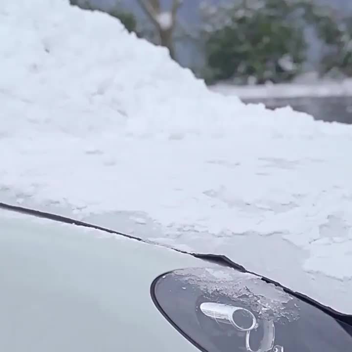 Front Windshield Snow Shield with Thickened Cloth Reference, One-Piece Car Window Cover for Parked Vehicle Frost, Snow and Seasonal Shade Use