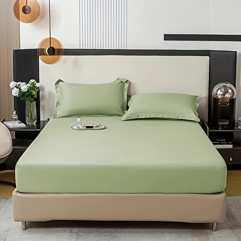 Three-Piece Solid Fitted Sheet and Pillowcase Set, One Soft-Feel Mattress Sheet with Two Pillowcases in Ten Size Labels and Six Colors for Home Bedrooms