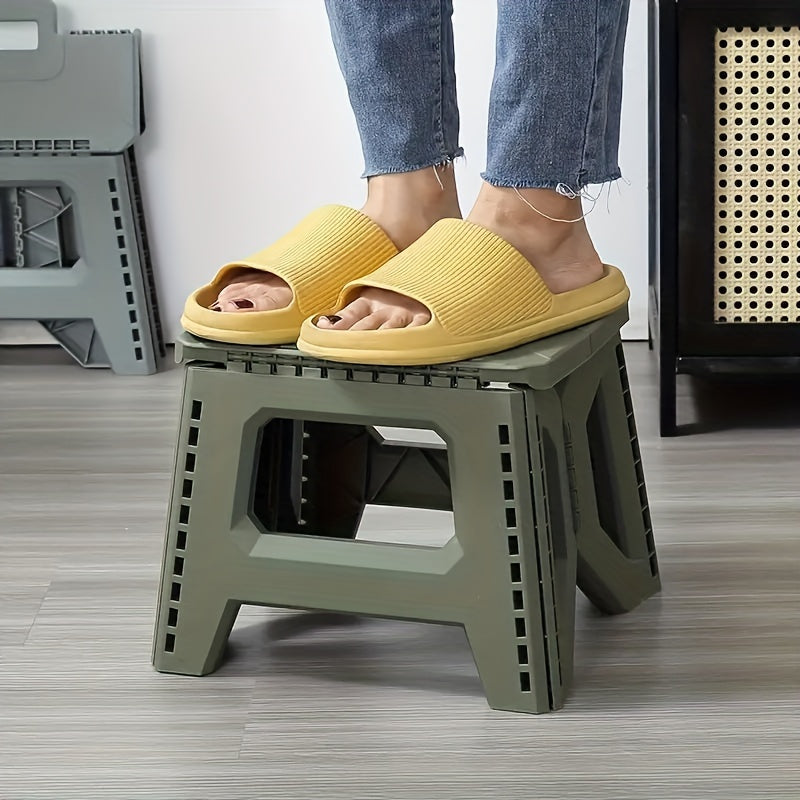 Portable Folding Stool with Carry Handle, Single Square PP Plastic Collapsible Seat in Five Colors for Indoor Gatherings, Picnics and Fishing