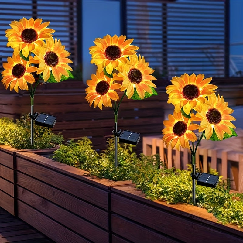 Solar Sunflower Garden Light with Warm White Glow, Automatic Switch and Included Solar Panel for Outdoor Pathways, Courtyards and Terrace Decor