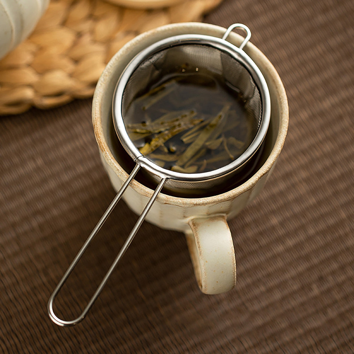 Tea Strainer in Stainless Steel with Single-Ear Mesh Filter Design, Universal-Labeled Selection or Two-Piece Option for Compatible Home Tea Preparation