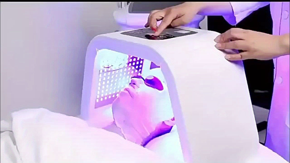 Square or Folding LED Skin-Care Device with Listed Seven-Color Design, Multifunction Beauty Equipment for Instruction-Guided Home Care and Thoughtful Gift Ideas