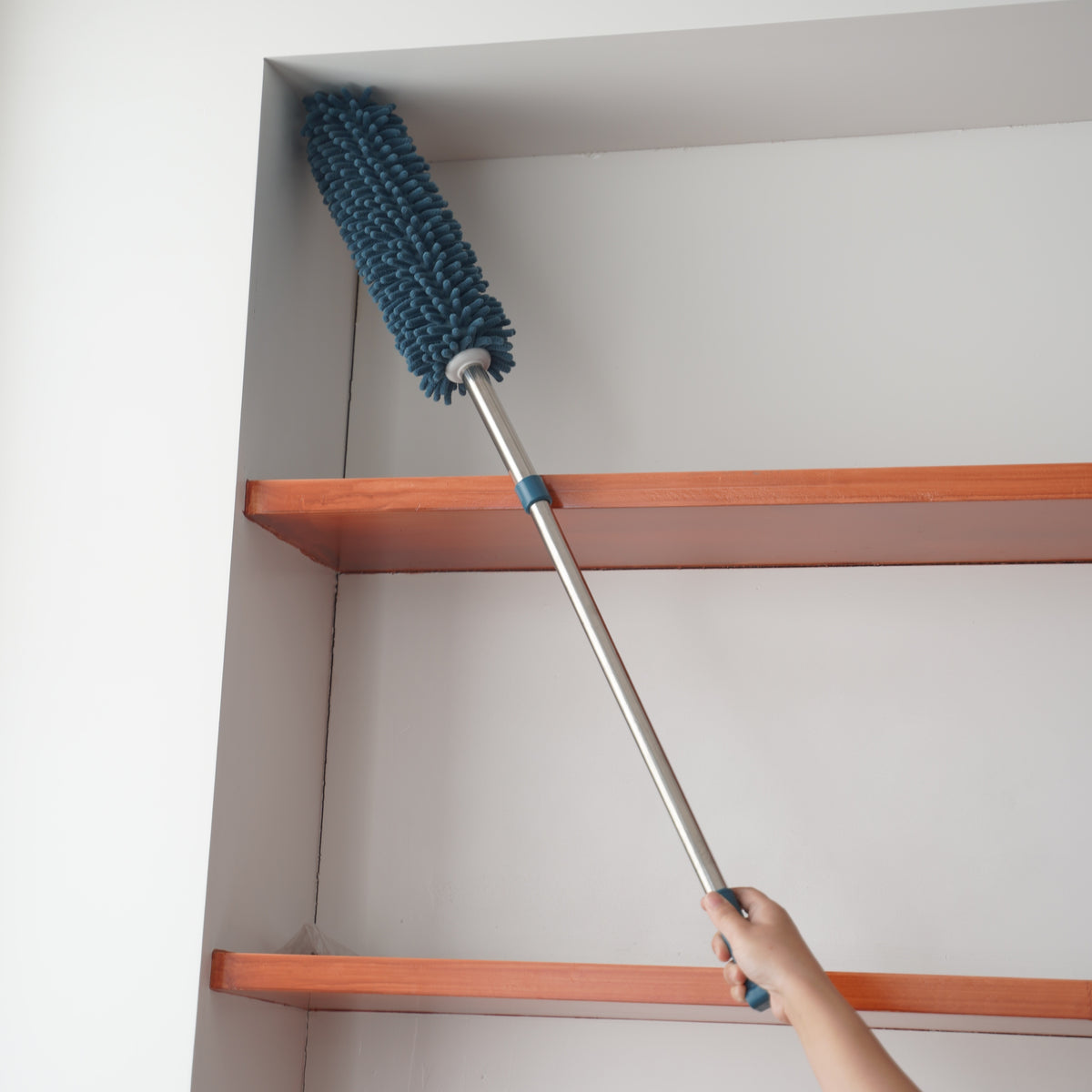 Chenille Telescopic Duster with Extendable Pole and Detachable Washable Head for Furniture, Ceiling Fans, Windows, Office and Car Interior Dusting
