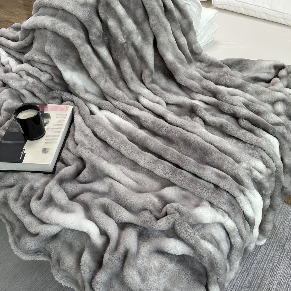 Super Soft Bubble Faux Rabbit Fur Blanket, Machine Washable, All-Season, Heavyweight Winter Blankets Cheap, Queen/King Sizes, Suitable For Office, Bedroom, Sofa, Travel, Double-Sided Usable, Pet Blanket, Small Blanket, Christmas, Halloween Gift