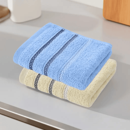 Two Tone Bathroom Towel Set of 2 with Reinforced Edge Stripes, Soft Lightweight Towels in Six Paired Color Options for Everyday Home Drying Routines