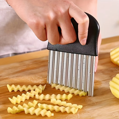 Crinkle Cutter with Stainless Steel Wavy Blade, Single Manual Vegetable Cutting Tool for Potato Fries, Carrot Slices, Fruit and Salad Preparation