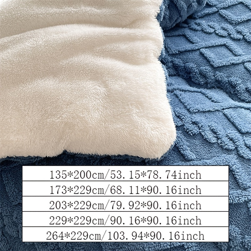 Plush Comforter Blanket with Microfiber Fill, Single Polyester Bedding Layer in Grey or Blue and Five Size Options for Autumn and Winter, No Pillowcase