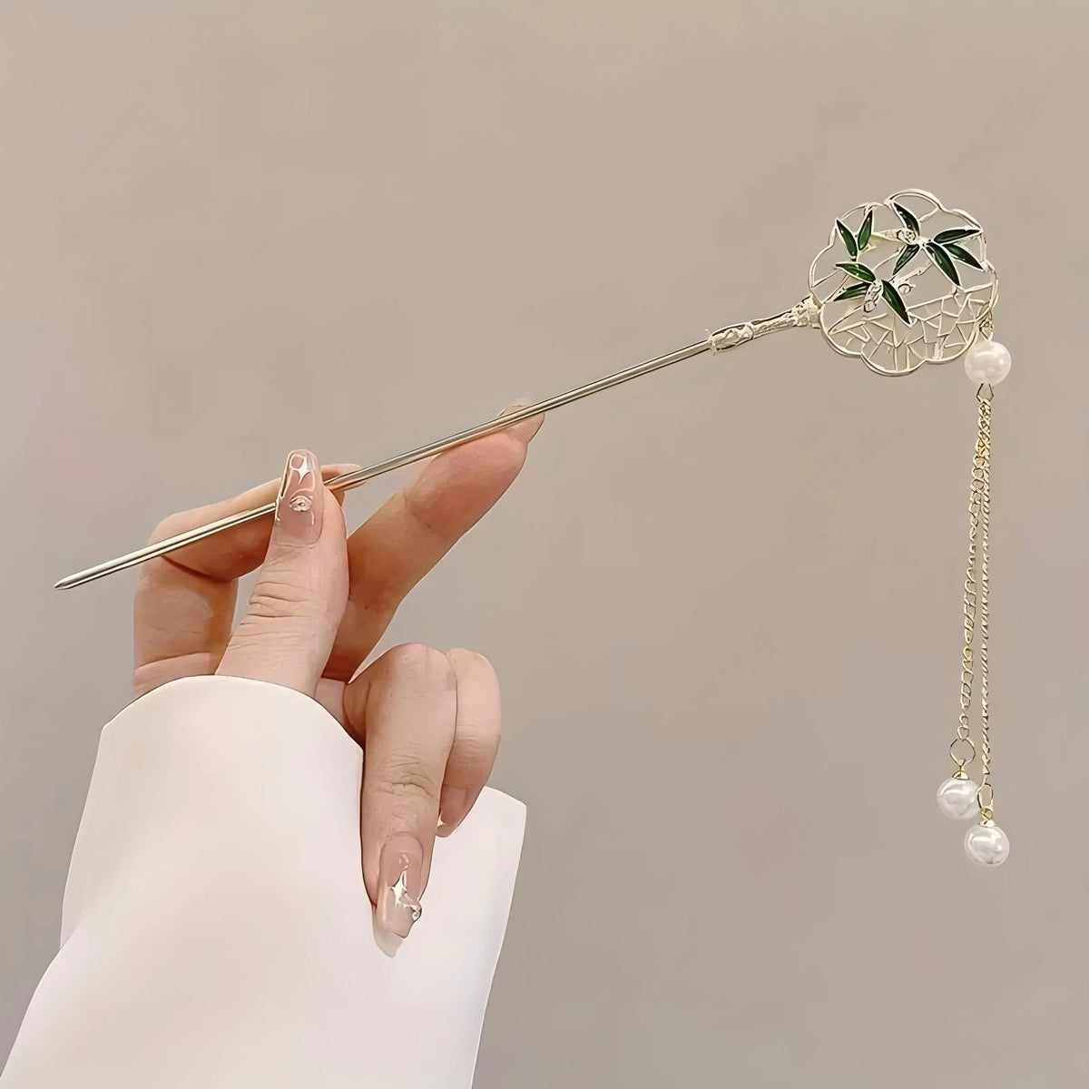 Tassel Hair Stick for Women, Chinese-Style Floral Alloy Hairpin with Single and 6-Piece Options for Buns, Wedding Updos and Everyday Hairstyles