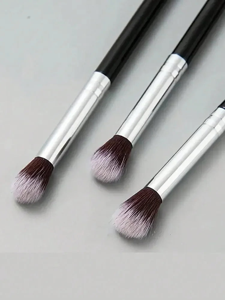 Ombre Gradient Nail Brush Set with Two Pieces, Wooden Handles and Listed 16cm Length, Purple Bristle Reference for UV Gel Blending and Manicure Art