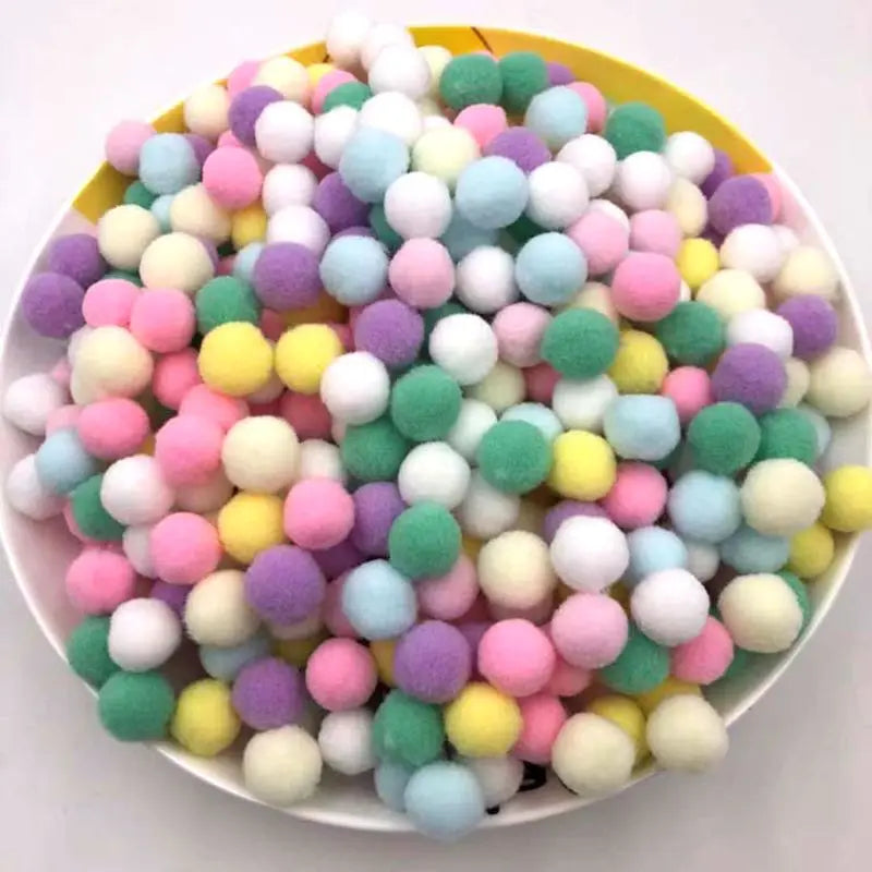 Cat Pom Pom Balls in Colorful Polyester, Listed 3 cm Plush Puff Toys for Supervised Indoor Chase and Batting Play, 20 to 500 Piece Pack Options