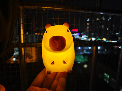 Capybara Night Light with Switch Control and Yellow Light Selection, 110 x 100 x 80mm Button Battery Decorative Lamp for Adult Bedroom and Desk Displays
