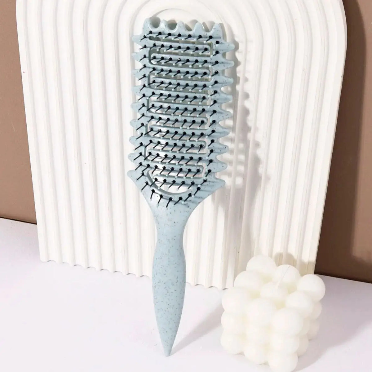 Hollow Hair Styling Brush with Nylon Bristles and ABS Plastic Handle, Four Color Options for Everyday Curl Shaping and Compatible Natural Hair or Wig Grooming