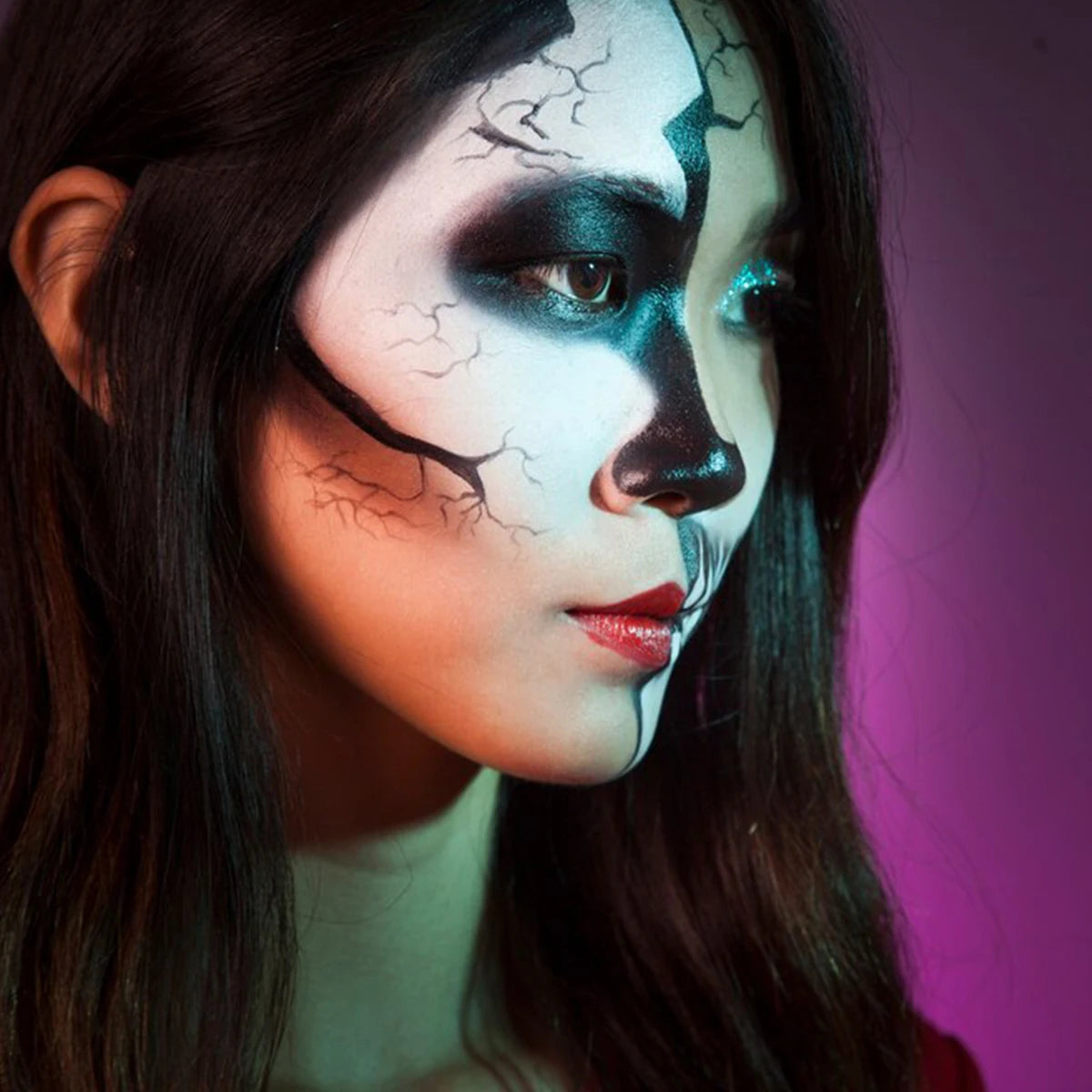Halloween SFX Makeup Set by Bowitzki with Fake Blood, Scar Wax and Charred Ash Powder References for Simulated Costume Effects, Cosplay and Stage Looks