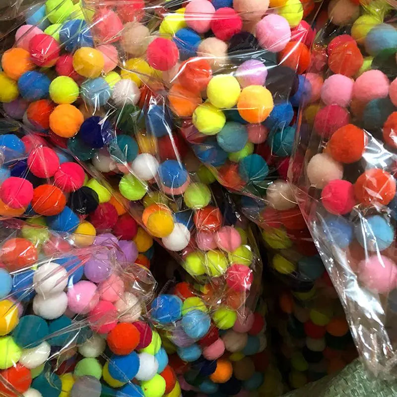 Cat Pom Pom Balls in Colorful Polyester, Listed 3 cm Plush Puff Toys for Supervised Indoor Chase and Batting Play, 20 to 500 Piece Pack Options