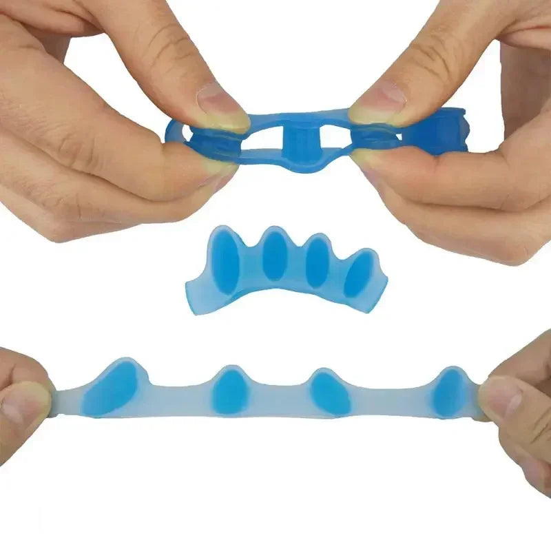 Gel Toe Separator Pair in White for Adults, Two-Piece Soft Silicone Foot Care Accessory with Washable Design and Listed 7.3 x 2.8 x 1.3cm Dimensions