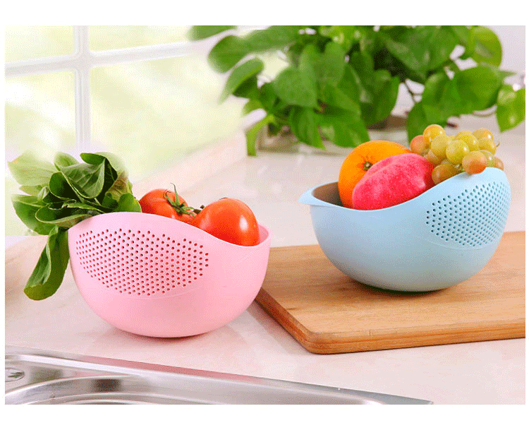 Rice Rinsing Basket in White, Single Oval Kitchen Drainage Sieve with Side Perforation Reference for Washing Rice and Compatible Fruit or Vegetable Preparation
