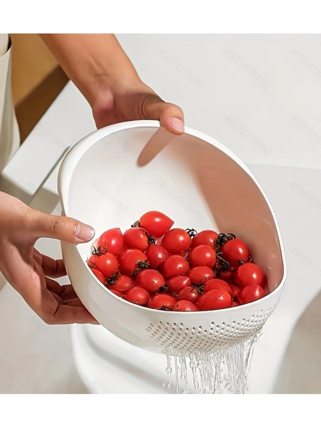 Rice Rinsing Basket in White, Single Oval Kitchen Drainage Sieve with Side Perforation Reference for Washing Rice and Compatible Fruit or Vegetable Preparation