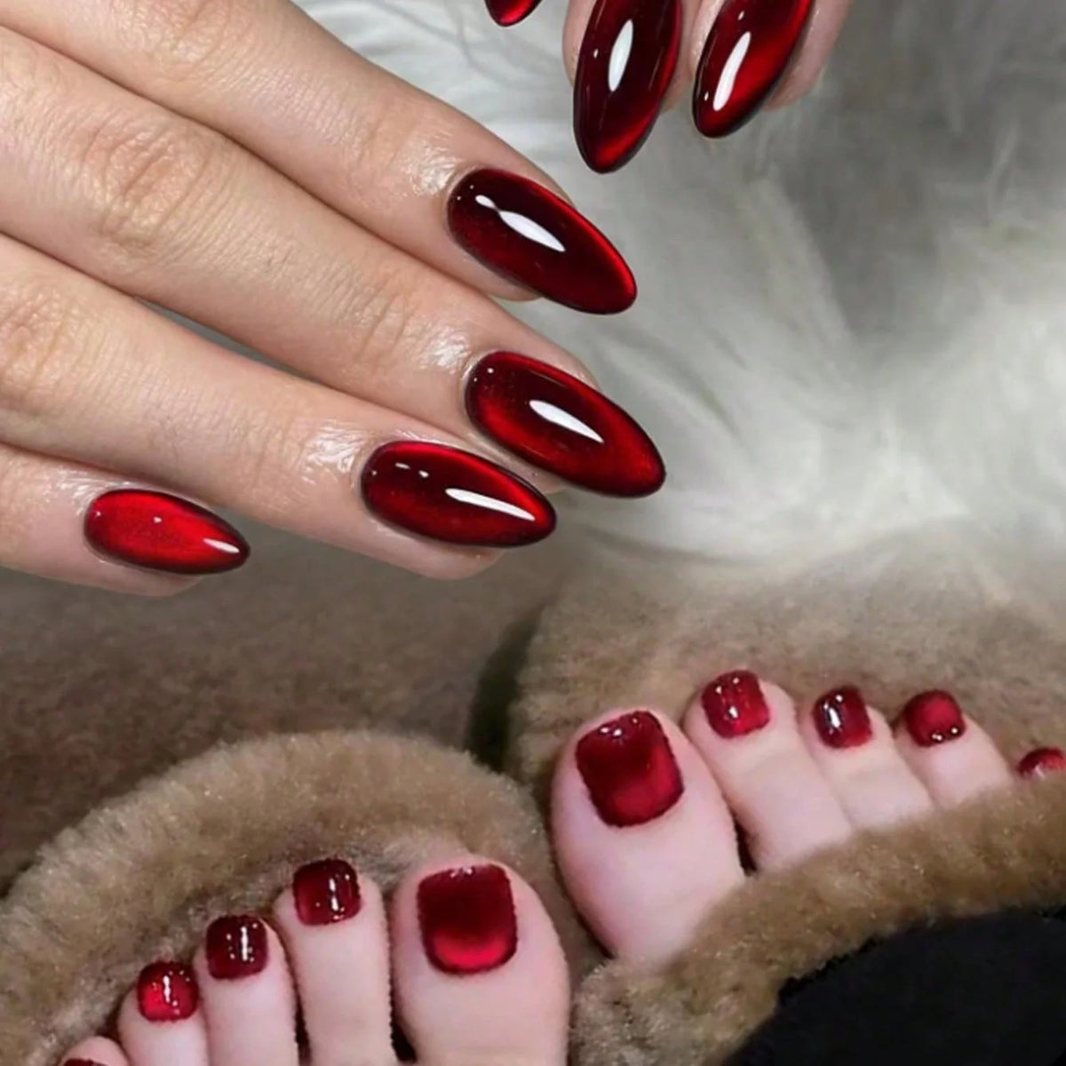 Glossy Fake Toenails with Listed 48-Piece Full-Cover Design, French-Inspired Nail Styling in Nine Color Options for Women's At-Home Pedicure and Vacation Looks