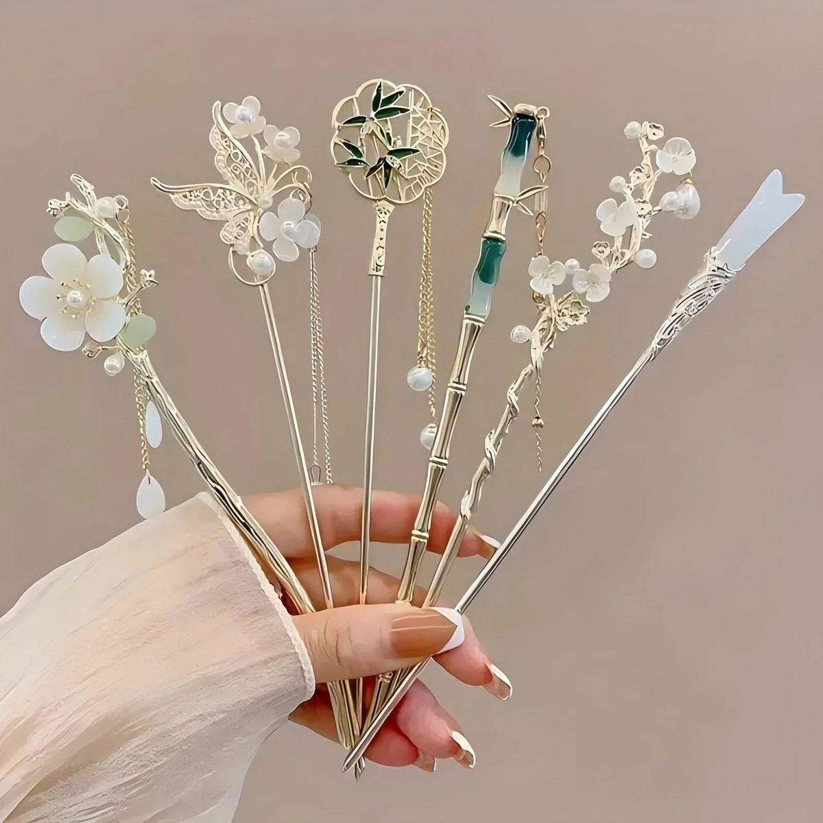 Tassel Hair Stick for Women, Chinese-Style Floral Alloy Hairpin with Single and 6-Piece Options for Buns, Wedding Updos and Everyday Hairstyles