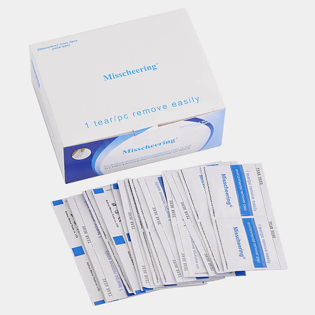 Gel Polish Remover Wet Wipes with 50, 100 or 200-Piece Pack Options, Nail Art Cleaning Paper Pads for Adult At-Home Manicure Removal Routines