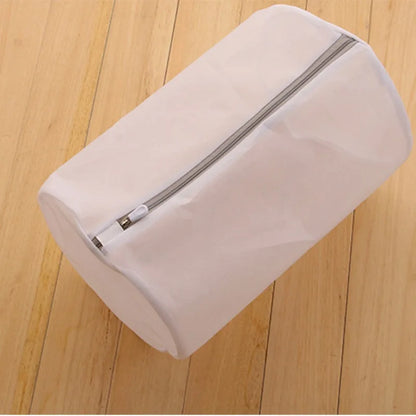 White Mesh Shoe Washing Bag with Zipper Closure for Compatible Washable Sneakers, Running Shoes, Socks and Bras During Everyday Household Laundry Care