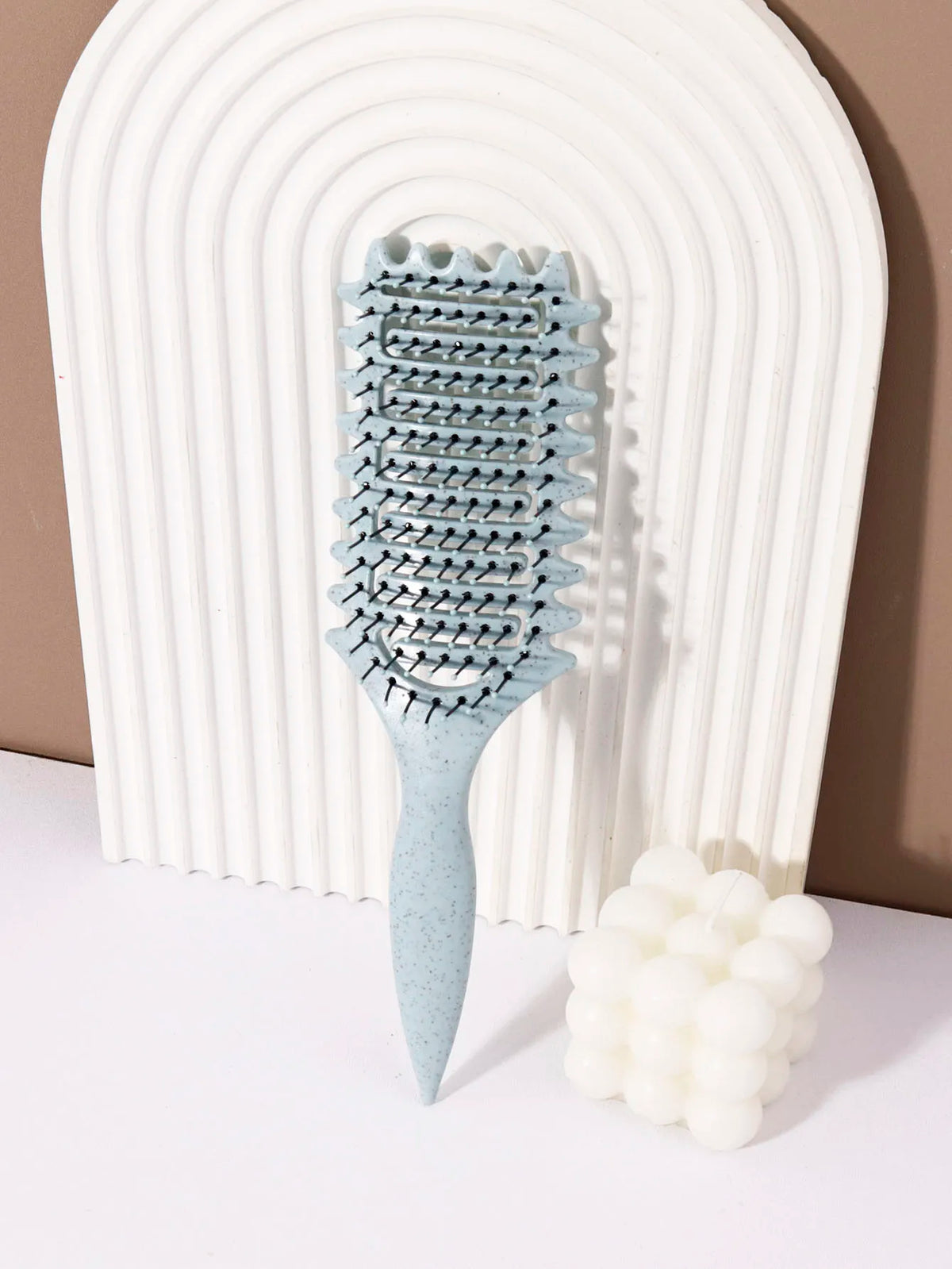 Hollow Hair Styling Brush with Nylon Bristles and ABS Plastic Handle, Four Color Options for Everyday Curl Shaping and Compatible Natural Hair or Wig Grooming