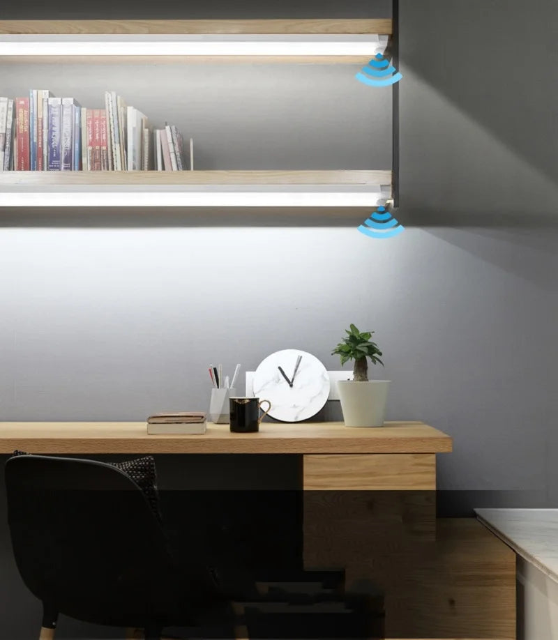 USB Rechargeable Motion Sensor Light Bar with Magnetic Mounting, Cordless LED Cabinet Lamp in 10, 20, 30 or 50cm Lengths with White Lighting Options