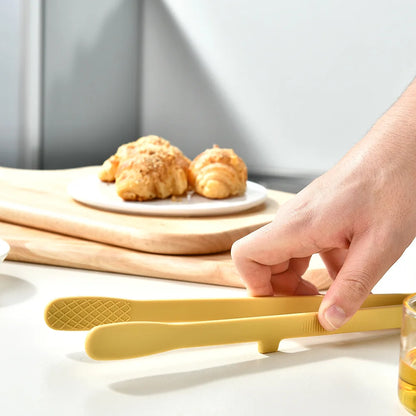 Silicone Kitchen Tongs with Wide-Tooth Grip and Extended Handle, Listed 26.5cm Serving Clip for Bread, Toast, Salad and Noodles with Color or 6PCS Options