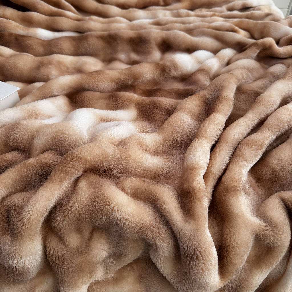 Super Soft Bubble Faux Rabbit Fur Blanket, Machine Washable, All-Season, Heavyweight Winter Blankets Cheap, Queen/King Sizes, Suitable For Office, Bedroom, Sofa, Travel, Double-Sided Usable, Pet Blanket, Small Blanket, Christmas, Halloween Gift