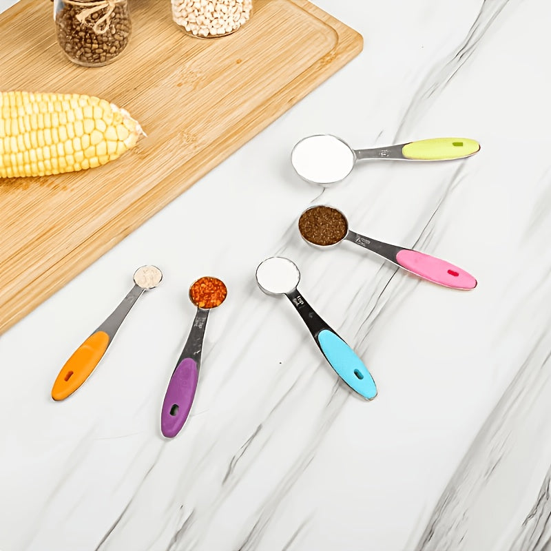 Measuring Spoons with Spare Silicone Handles, Five Stainless Steel Spoons Plus Five Replacement Handles in a 10-Piece Kitchen Cooking and Baking Set