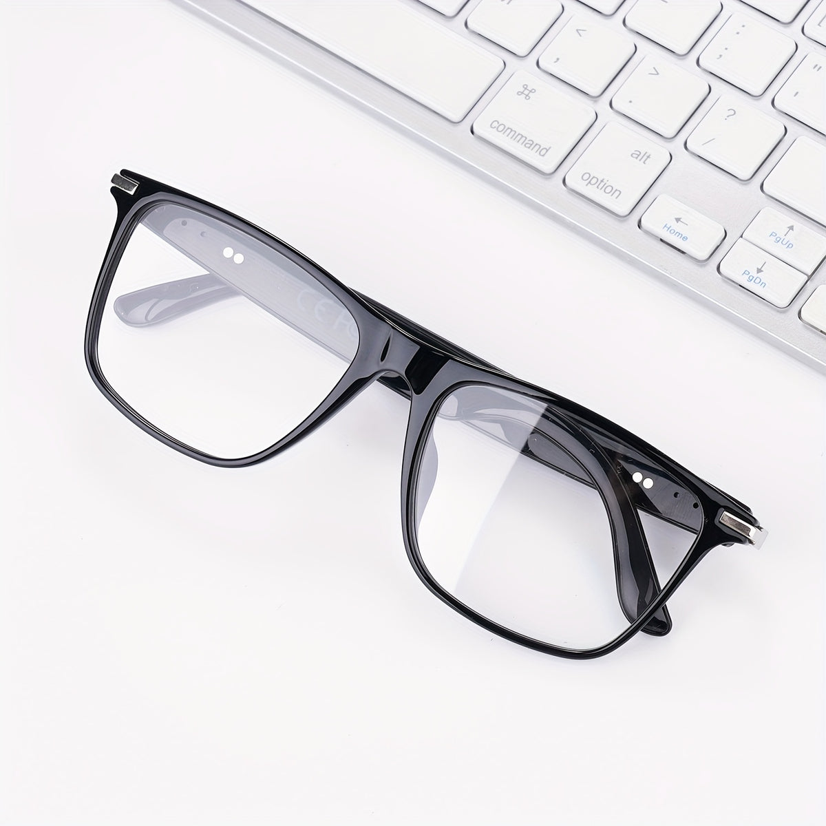 160 Language Translation Smart Glasses, AI Audio Glasses with ChatGPT, HD Calls & HiFi Music, Built-in Mic & Speaker, Photochromic Lenses, Real-Time Translator Eyewear for Travel, Meetings, Men & Women