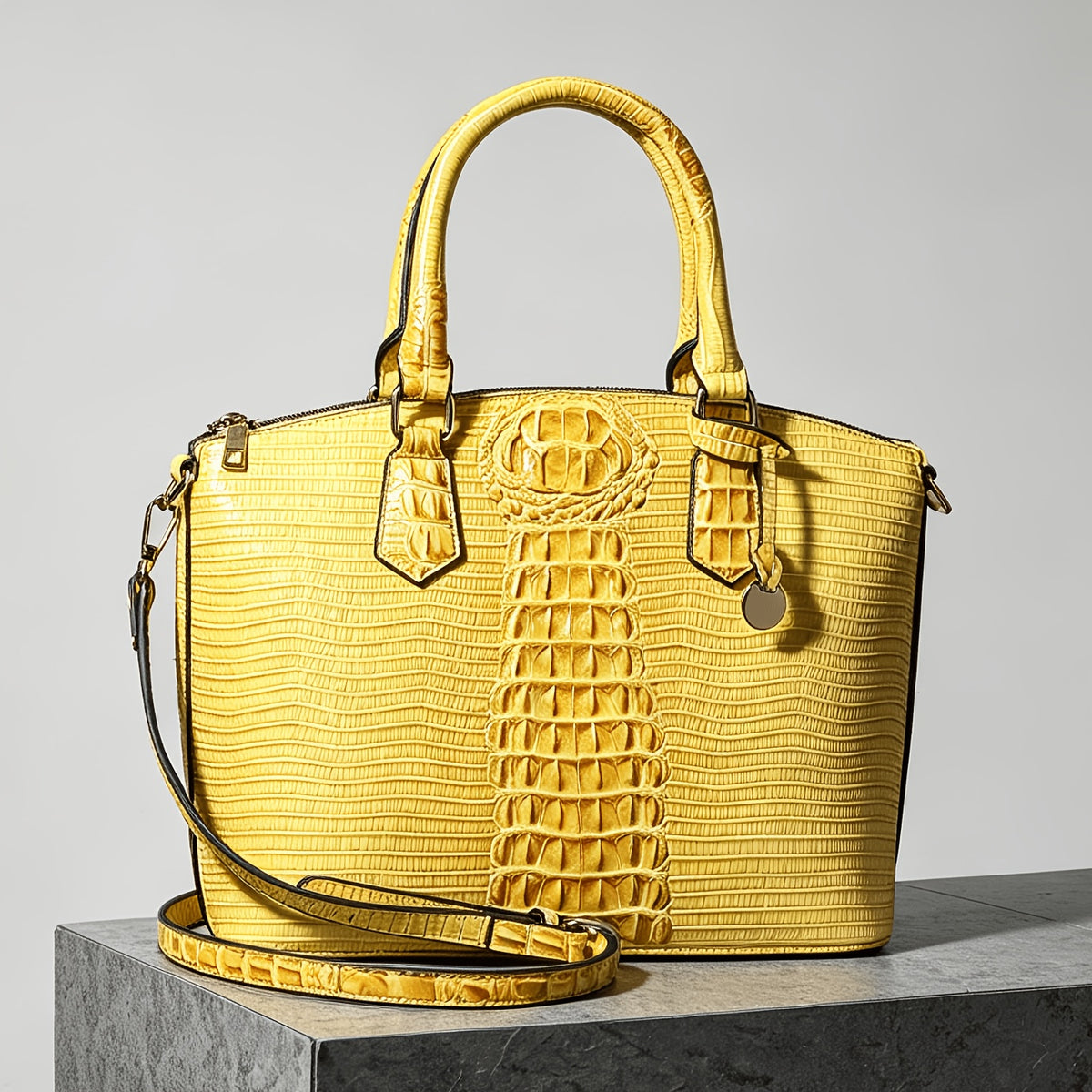 Crocodile-Design Work Handbag for Women with Detachable Shoulder Strap and Zipper Closure, Spacious Crossbody-Style Purse for Office and Everyday Wear