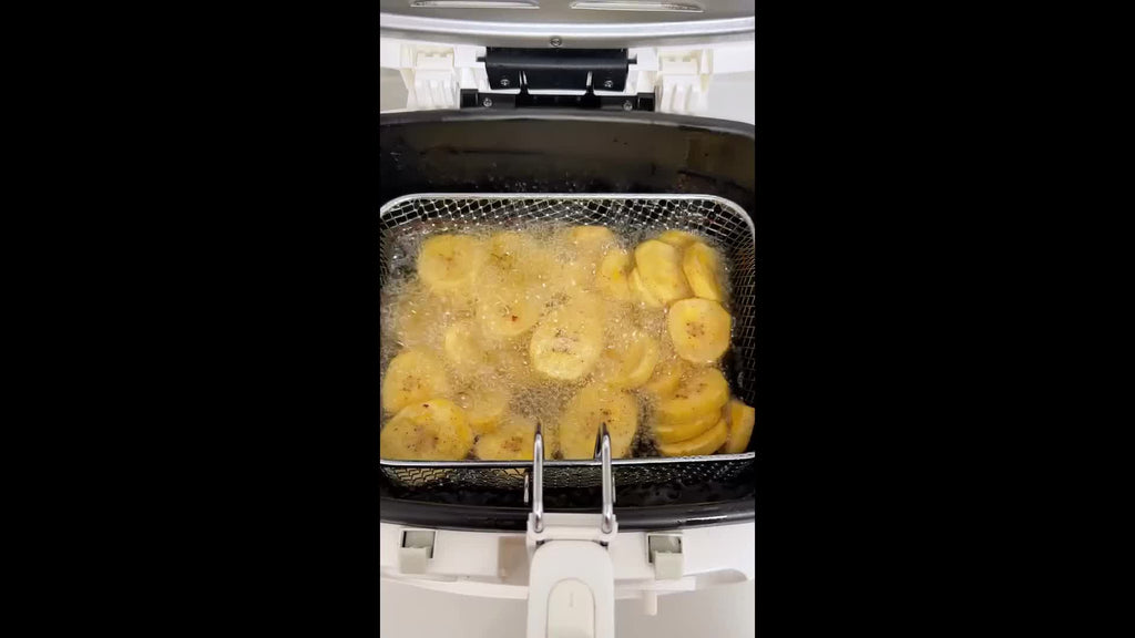 Adjustable Electric Deep Fryer with Listed 1500W Power and 84.54 Oz Capacity, Nonstick Basket, Viewing Window and Removable Lid in Black or White for Home Cooking