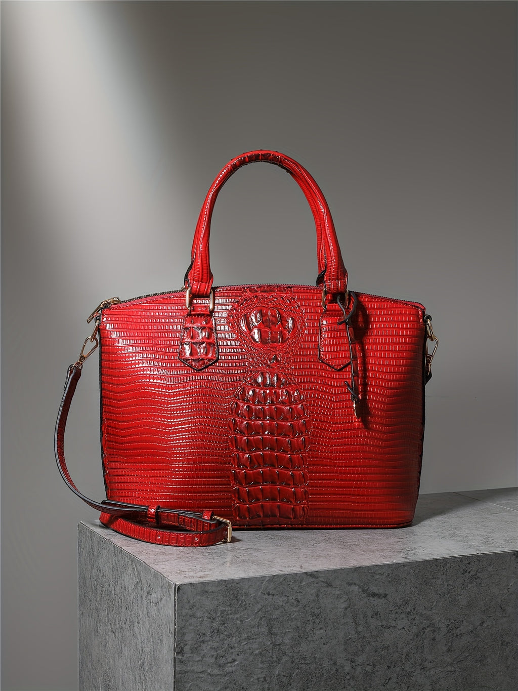 Crocodile-Design Work Handbag for Women with Detachable Shoulder Strap and Zipper Closure, Spacious Crossbody-Style Purse for Office and Everyday Wear