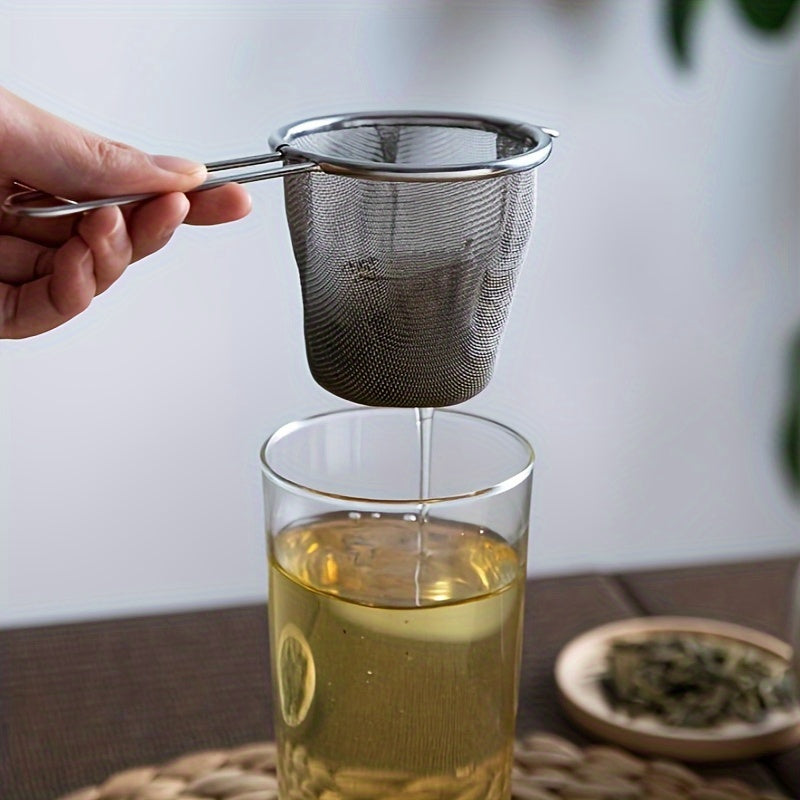 Tea Strainer in Stainless Steel with Single-Ear Mesh Filter Design, Universal-Labeled Selection or Two-Piece Option for Compatible Home Tea Preparation