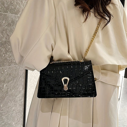 Reptile-Pattern Crossbody Bag for Women with Chain Strap Styling and Gold-Tone Hardware, White, Green or Rose Red Shoulder Purse for Casual and Evening Outfits