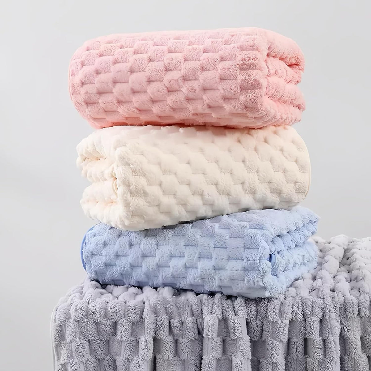Coral Fleece Bath Towel Set with Hair Drying Cap, Five-Piece Bundle Featuring Four 27 x 55 Inch Plush Towels and Listed Hanging Loops for Home Shower Routines
