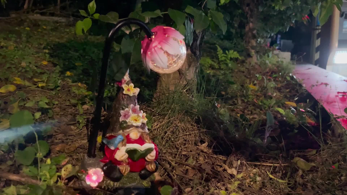 Solar Garden Gnome Statue with Colorful Gradient LED Light, Red or Blue Decorative Ornament for Patio, Balcony, Flower Bed and Yard Gift Displays